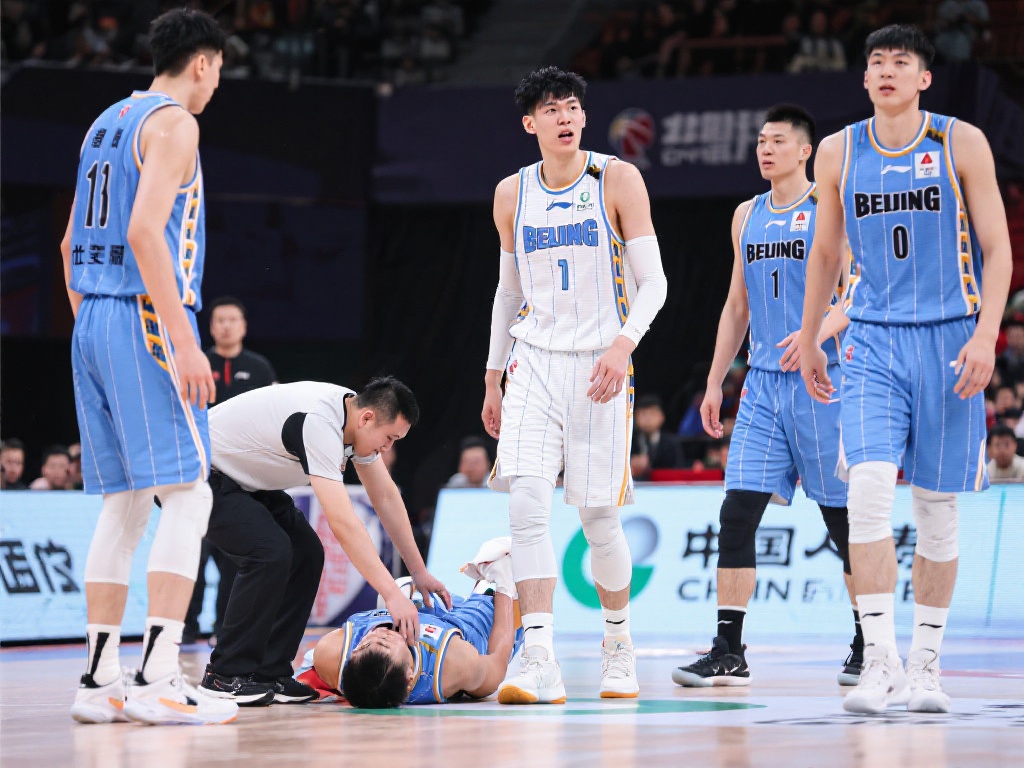 多象征性元 多象征性元